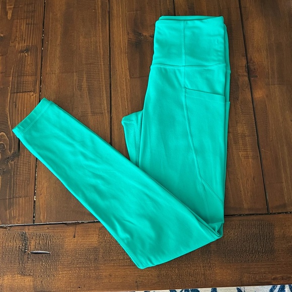 Athleta Salutation Stash Pocket Legging - Picture 1 of 4